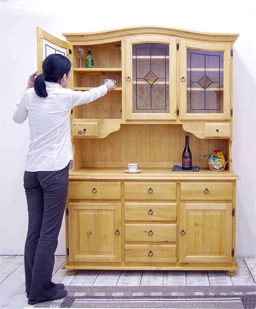 屋根がお洒落な食器棚に寄せられたお声