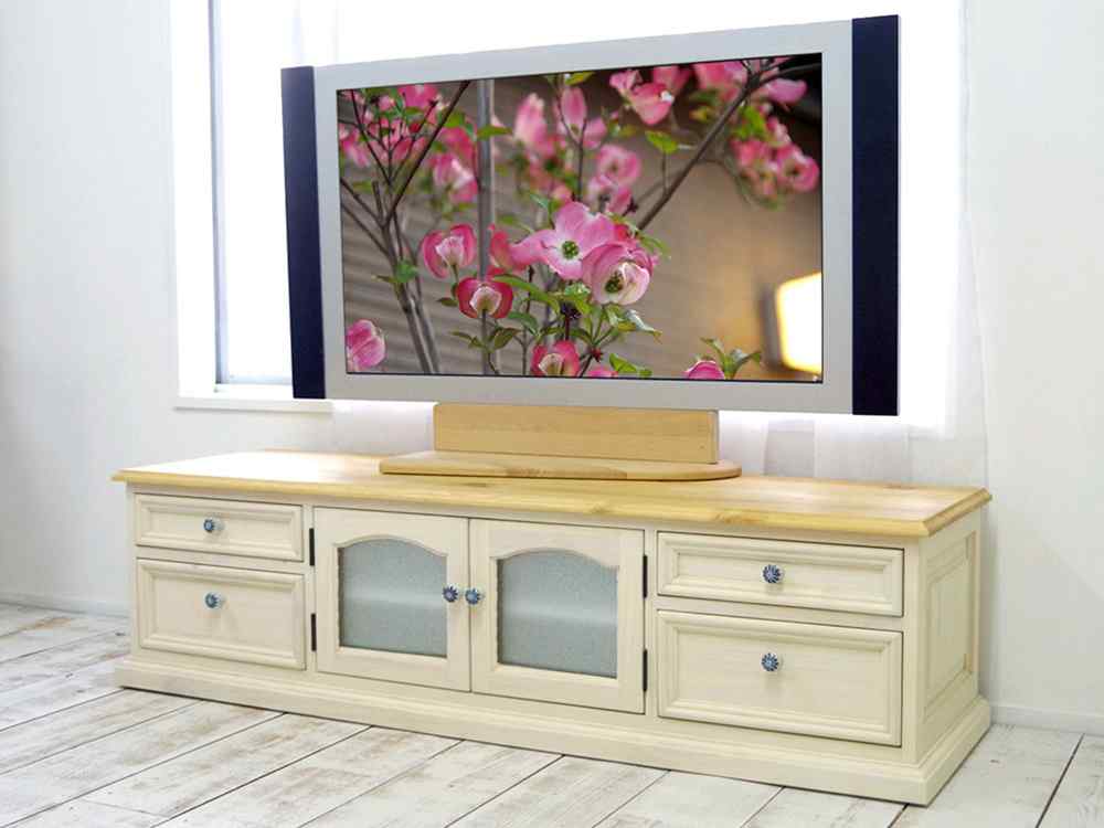 巾150cmパイン無垢材でつくったテレビ収納