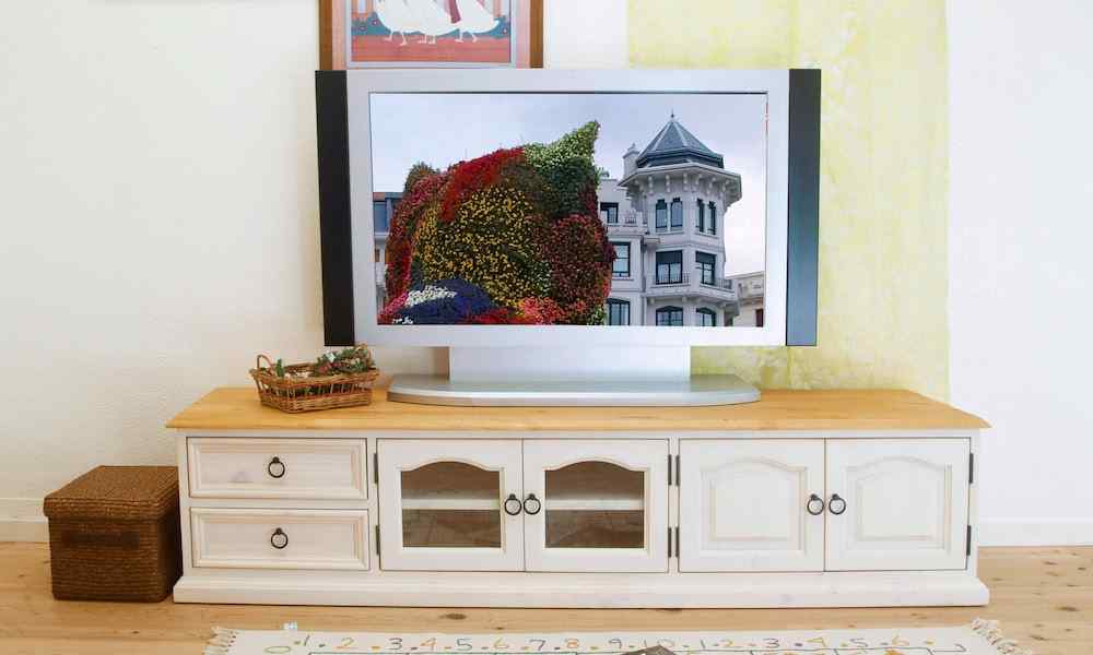 60インチ、70インチテレビ置ける白いテレビ台