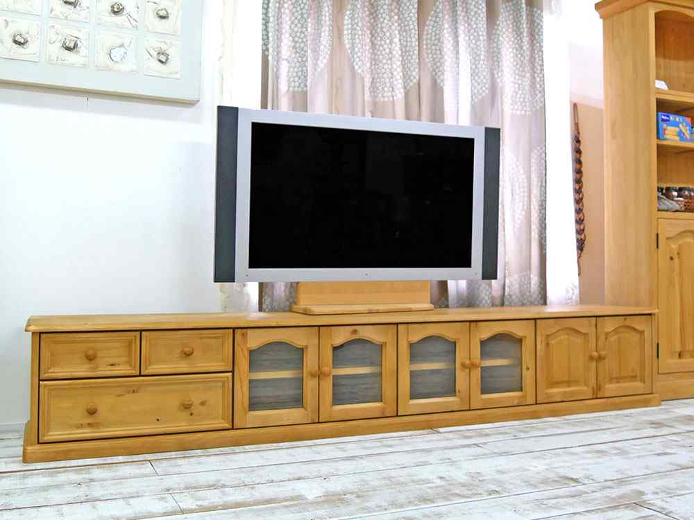 作りがしっかりしている幅240cmテレビボード